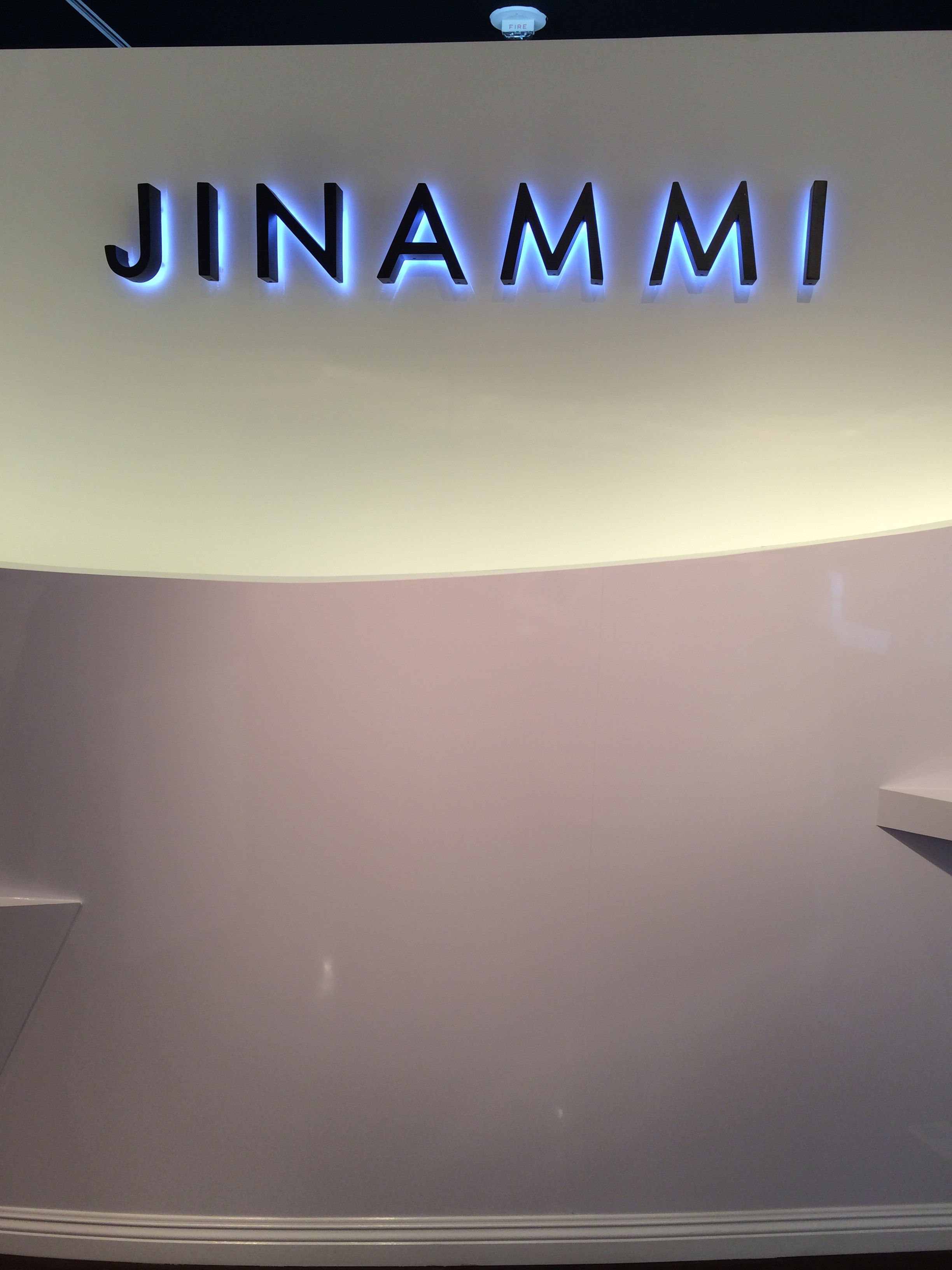 Jinammi LA Store Opening - store front